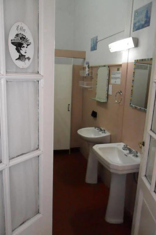La Plata Hostel Esterno foto