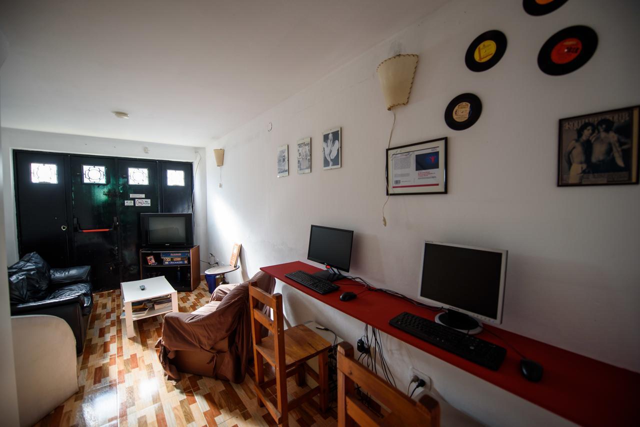La Plata Hostel Esterno foto